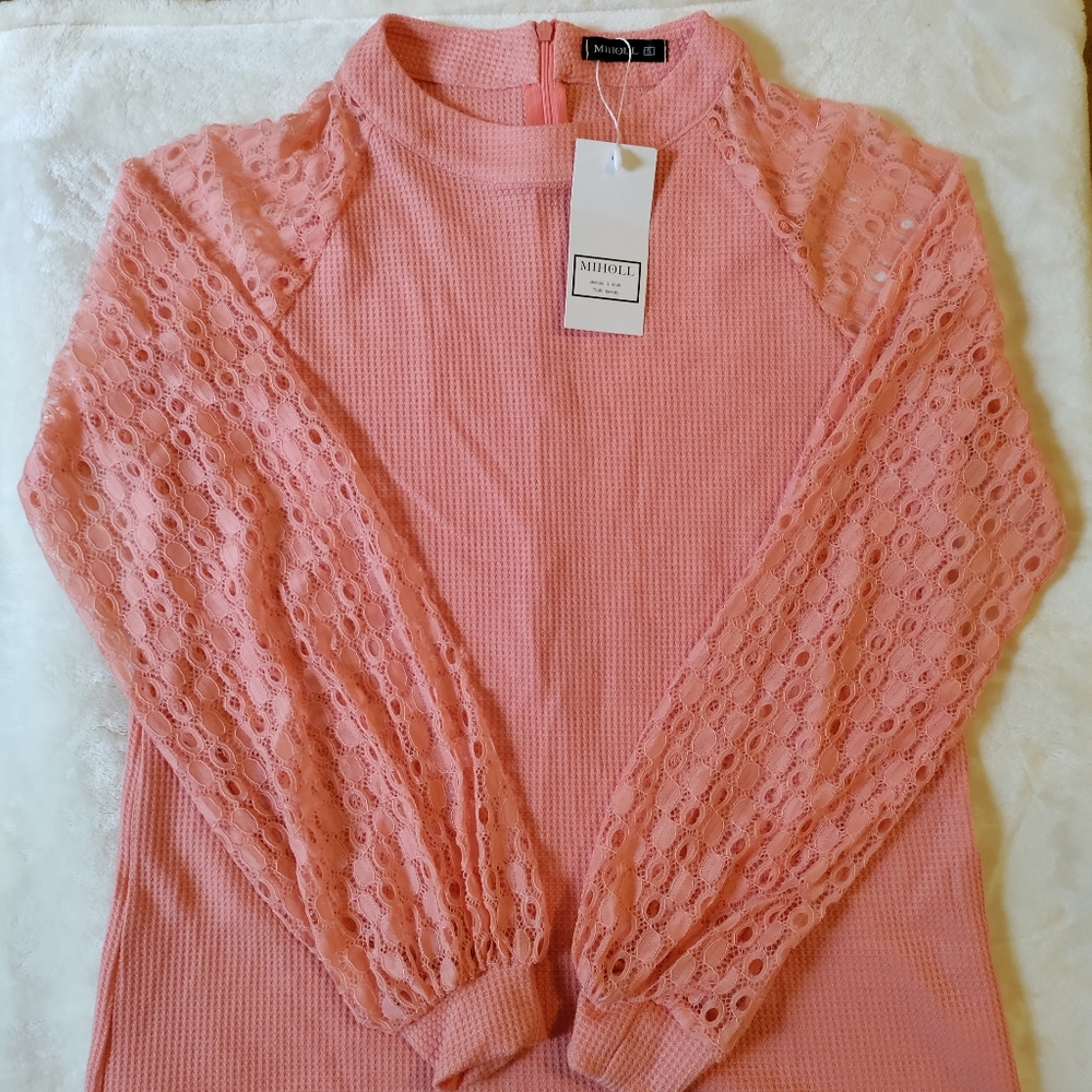3/$20 Miholl lace arm waffle long sleeve peach top S NWT